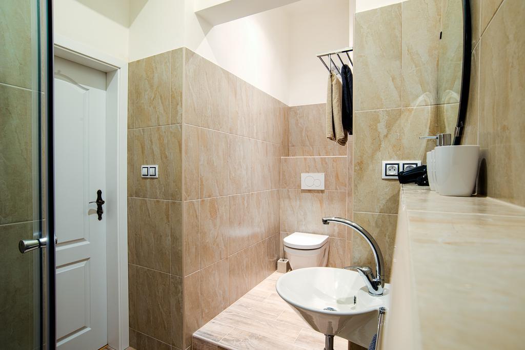 Apartment Gesse Brezinova Praga Exterior foto