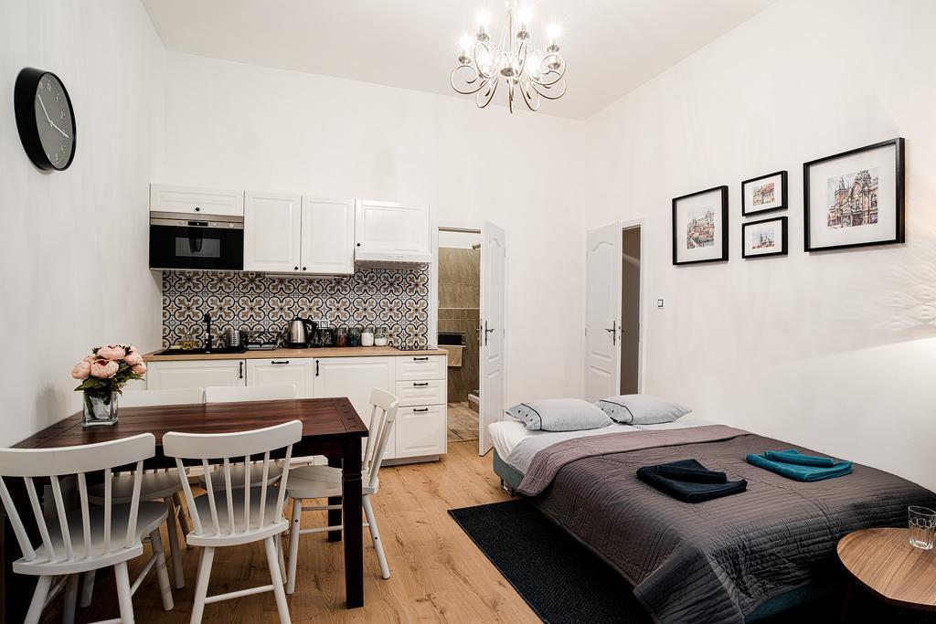 Apartment Gesse Brezinova Praga Exterior foto