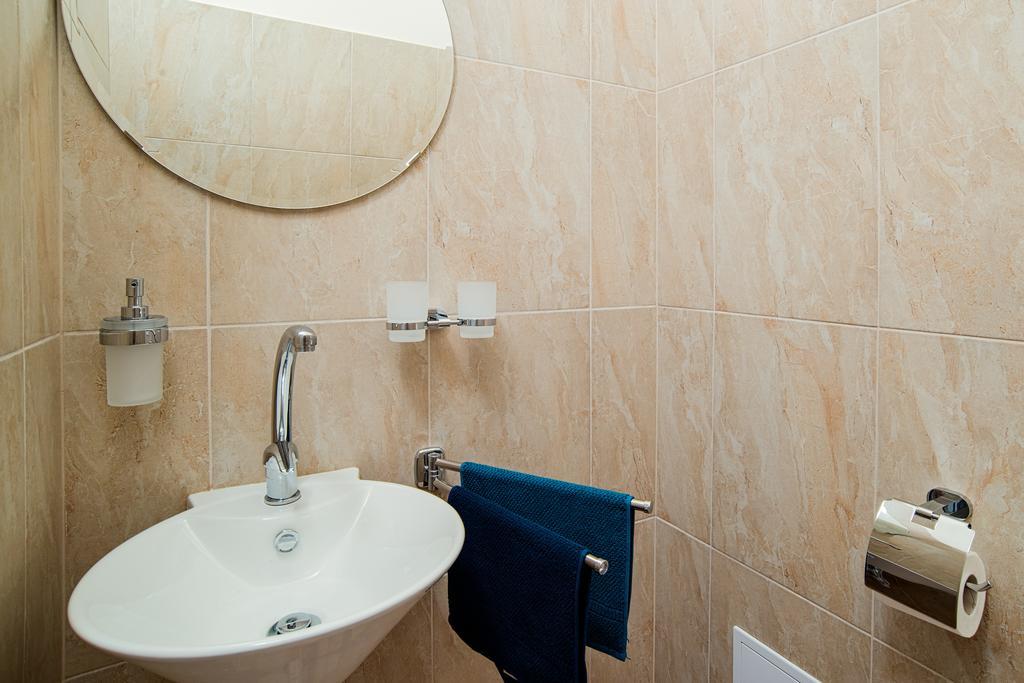 Apartment Gesse Brezinova Praga Exterior foto